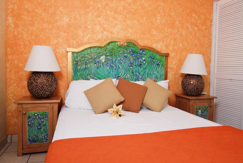 Hotel & Suites Galeria Morelia Szoba fotó