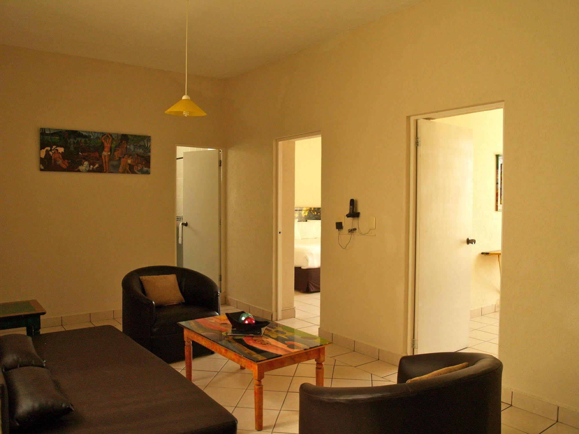 Hotel & Suites Galeria Morelia Kültér fotó